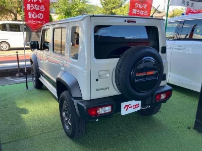 SUZUKI JIMNY NOMADE