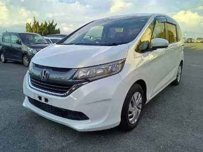 HONDA FREED 2019 с аукциона, 1500cc, пробег 20 000 км