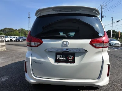 HONDA FREED 2018 с аукциона, 1500cc, пробег 84 000 км