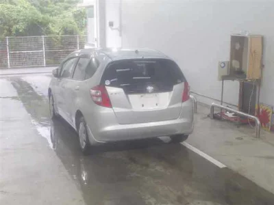 HONDA FIT 2008 с аукциона, 1300cc, пробег 195 000 км