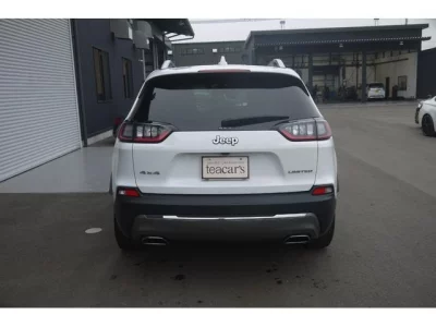 JEEP CHEROKEE 2019 с аукциона, 2000cc, пробег 60 000 км