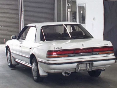 TOYOTA CHASER
