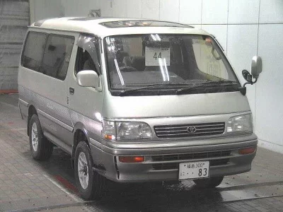 TOYOTA HIACE