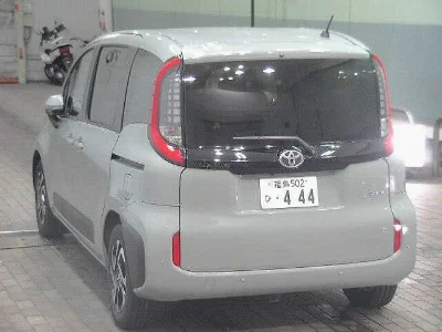 TOYOTA SIENTA 2026 с аукциона, 1500cc, пробег 0 км