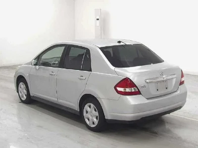 NISSAN TIIDA LATIO