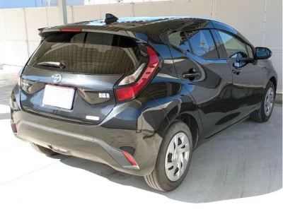 TOYOTA AQUA 2022 с аукциона, 1500cc, пробег 55 000 км