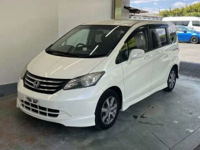 HONDA FREED 2011 с аукциона, 1500cc, пробег 142 000 км