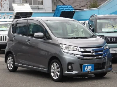 NISSAN DAYZ 2017 с аукциона, 660cc, пробег 64 000 км