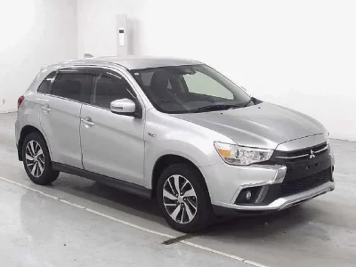 MITSUBISHI RVR