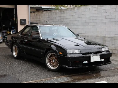 NISSAN SKYLINE