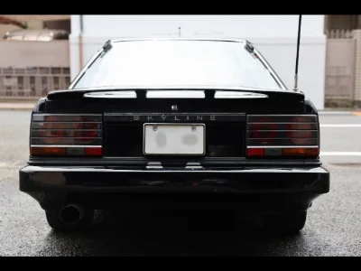 NISSAN SKYLINE