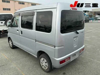 DAIHATSU HIJET VAN