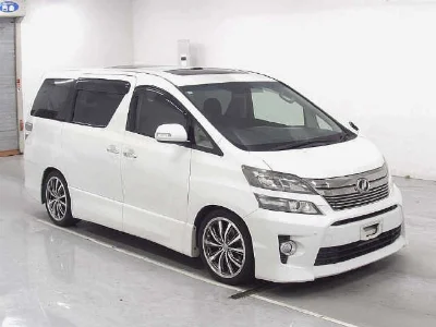 TOYOTA VELLFIRE 2011 с аукциона, 2400cc, пробег 247 000 км