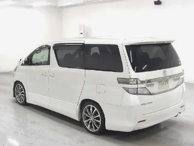 TOYOTA VELLFIRE 2011 с аукциона, 2400cc, пробег 247 000 км