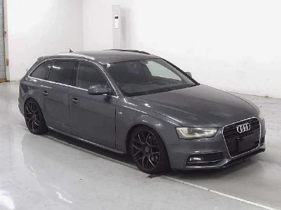 AUDI A4 AVANTE