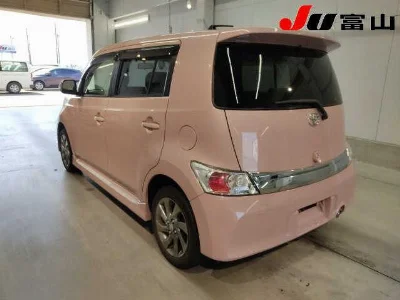 TOYOTA BB