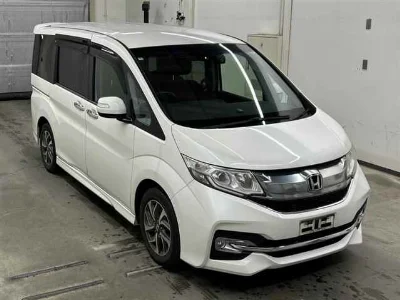 HONDA STEP WAGON 2016 с аукциона, 1500cc, пробег 49 000 км