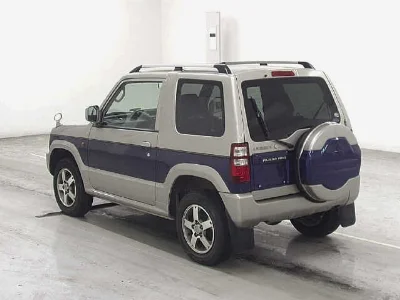 MITSUBISHI PAJERO MINI