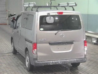 NISSAN NV200 с аукциона, 1600cc, пробег 138 000 км