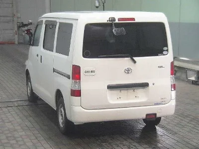TOYOTA LITE ACE VAN