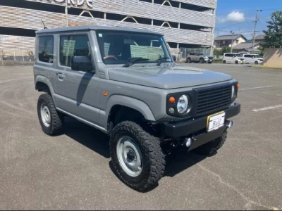 SUZUKI JIMNY 2023 с аукциона, 660cc, пробег 28 000 км