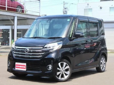 NISSAN DAYZ ROOX