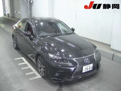 LEXUS IS