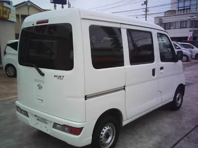 DAIHATSU HIJET VAN