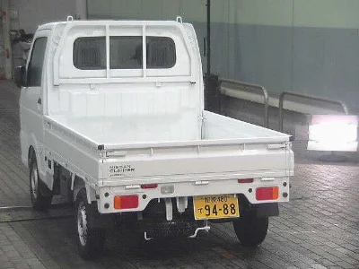 NISSAN CLIPPER TRUCK