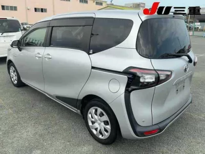 TOYOTA SIENTA 2016 с аукциона, 1500cc, пробег 148 000 км