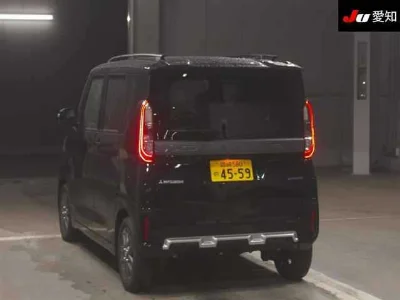 MITSUBISHI DELICA MINI
