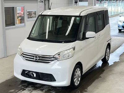 NISSAN DAYZ ROOX
