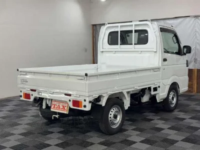 NISSAN CLIPPER TRUCK