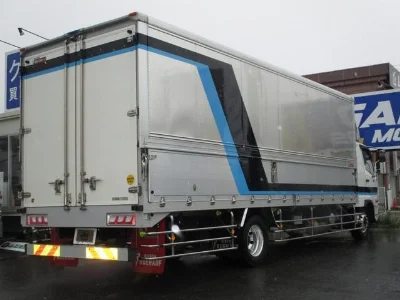 MITSUBISHI FUSO FIGHTER