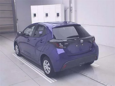 TOYOTA YARIS 2021 с аукциона, 1500cc, пробег 95 000 км