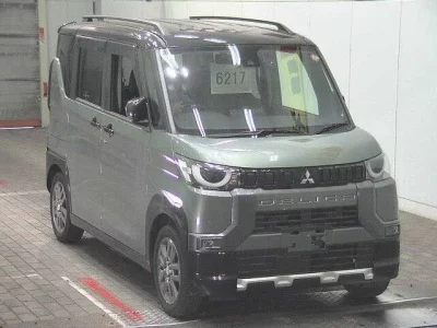 MITSUBISHI DELICA MINI