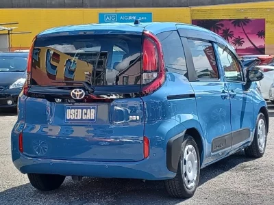 TOYOTA SIENTA 2023 с аукциона, 1500cc, пробег 43 000 км