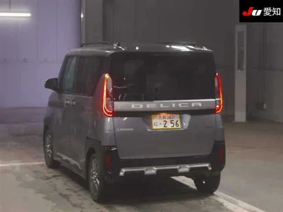 MITSUBISHI DELICA MINI