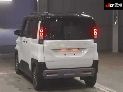 MITSUBISHI DELICA MINI