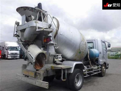 MITSUBISHI FUSO