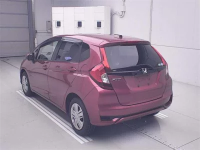 HONDA FIT 2019 с аукциона, 1300cc, пробег 32 000 км