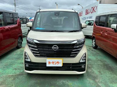 NISSAN ROOX  с аукциона, 660cc, пробег 5 000 км