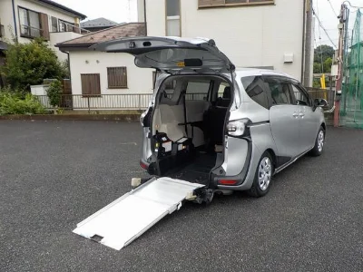 TOYOTA SIENTA 2017 с аукциона, 1500cc, пробег 13 000 км