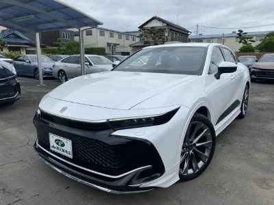 TOYOTA CROWN CROSSOVER