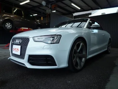 AUDI RS5 CABRIOLET