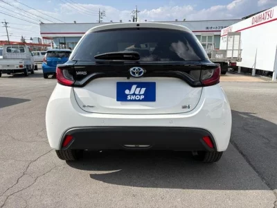 TOYOTA YARIS 2022 с аукциона, 1500cc, пробег 57 000 км