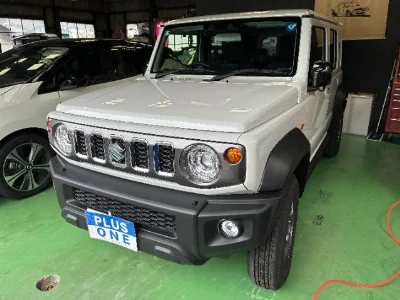 SUZUKI JIMNY NOMADE