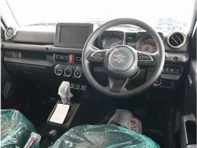 SUZUKI JIMNY NOMADE