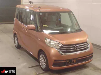 NISSAN DAYZ ROOX