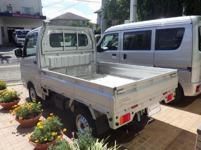NISSAN CLIPPER TRUCK